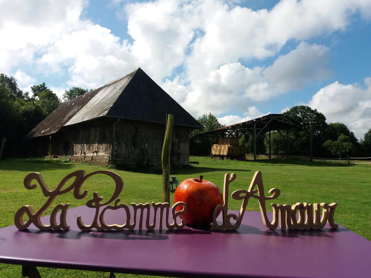 La Pomme D'Amour Honfleur Exterior foto